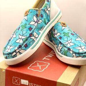 Twisted X Slip On Shoes Girls Size 2.5 Kicks Aqua Multi Color YCA0017 NWT